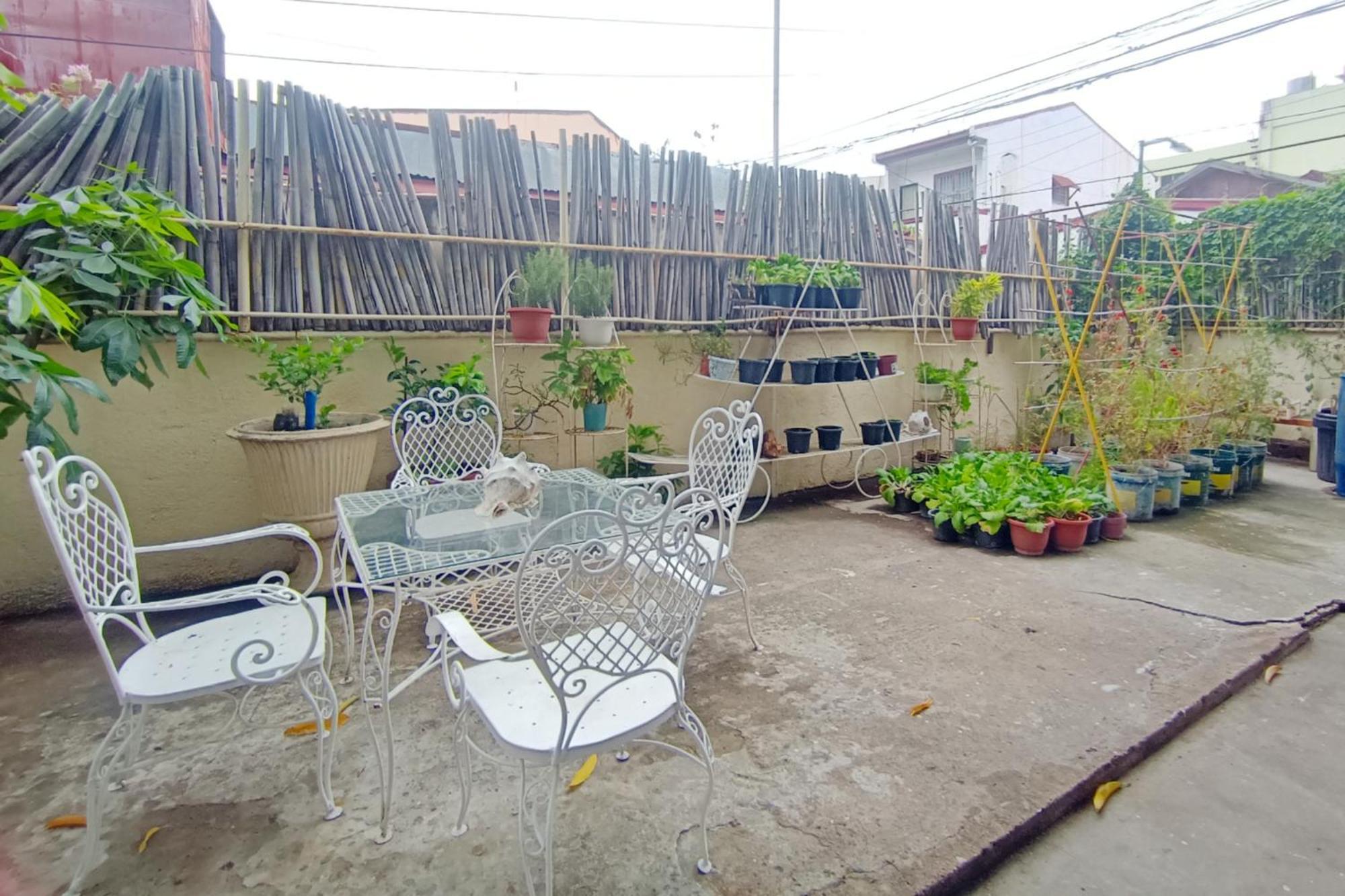 Bed And Brewhouse Sucat Bed and Breakfast Paranaque City Eksteriør billede
